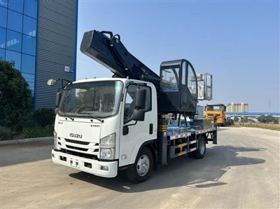 Isuzu Aerial Boom Truck